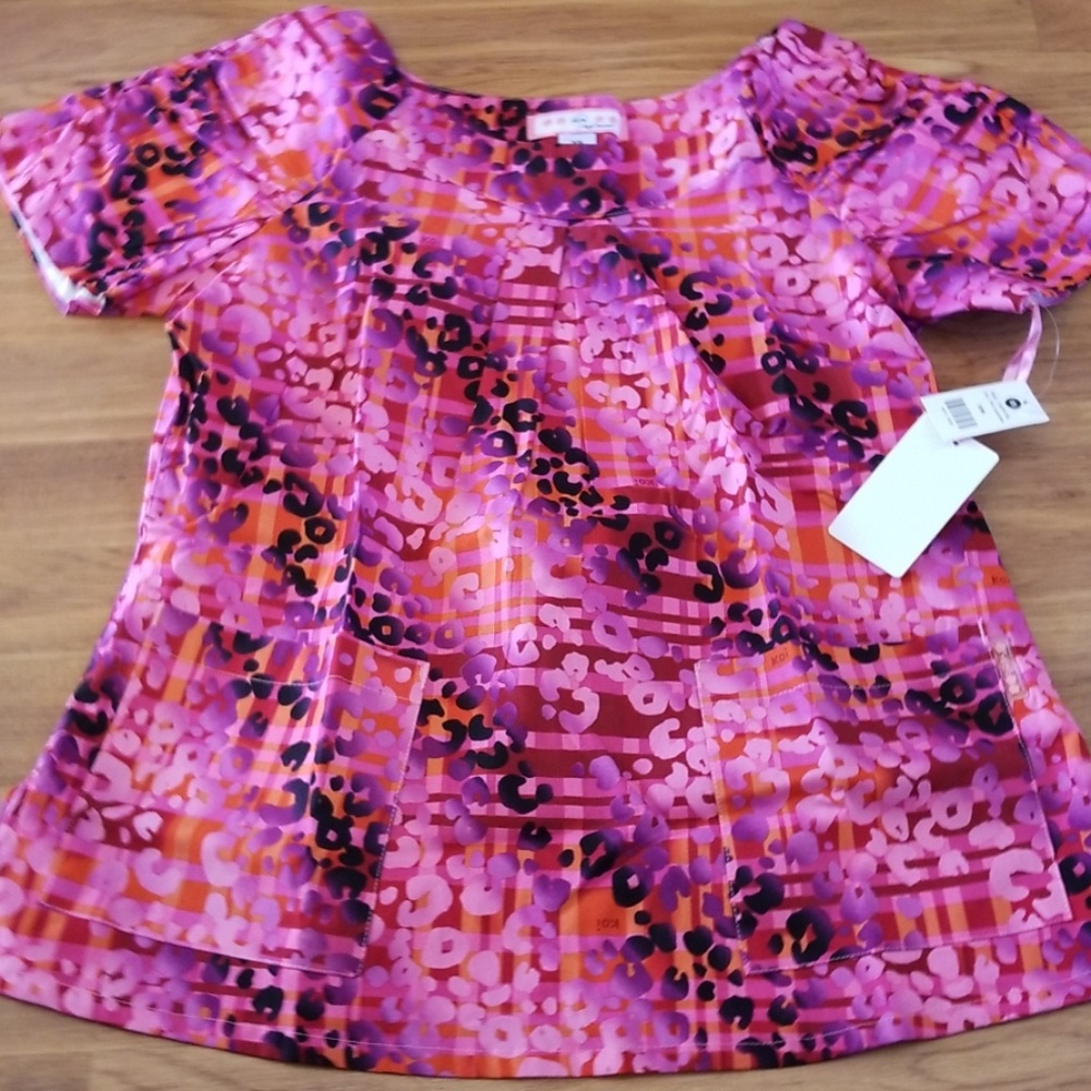 Brand New KOI Scrub Top Size X Small